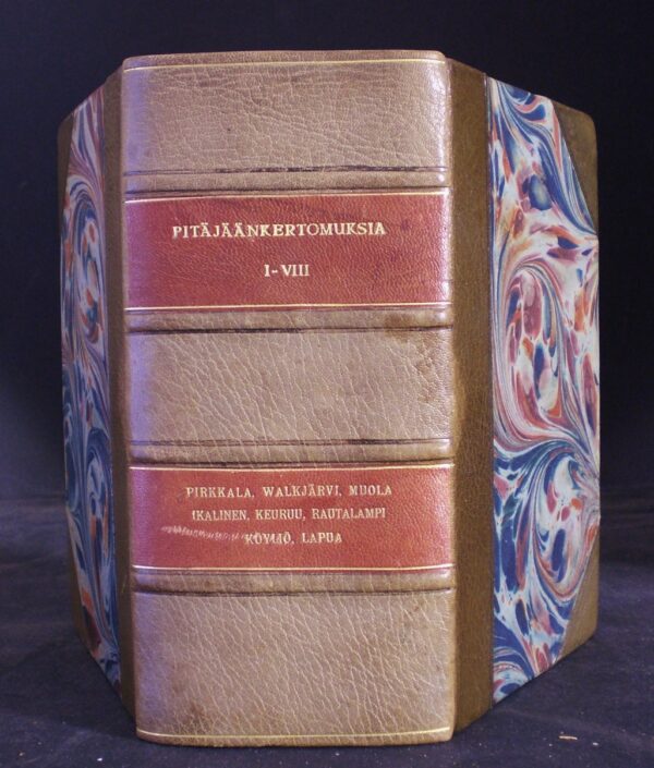Carlson, Wilh. - Salenius, J.M. - Waren, Aksel - Jalkanen, K.J. - Salminen, V. - Koskimies, Juho - : Pitäjänkertomuksia I-VIII. Historiallinen ja maantieteellinen kertomus Pirkkalan pitäjästä. Walkjärven pitäjän kertomus. Historiallinen kertomus Muolan eli Pyhäristin pitäjästä. Entinen Ikalinen...